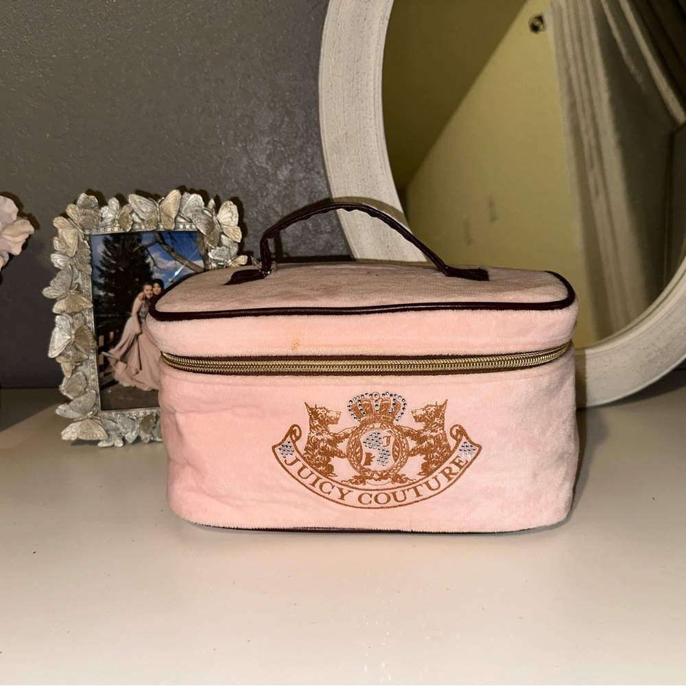 Juicy Couture Blush Vanity Case